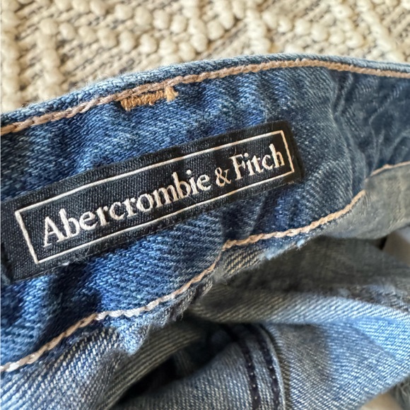 Abercrombie & Fitch denim shorts - Picture 4 of 4